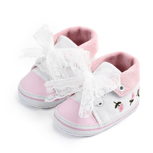 Baby  White Floral Embroidered Shoe